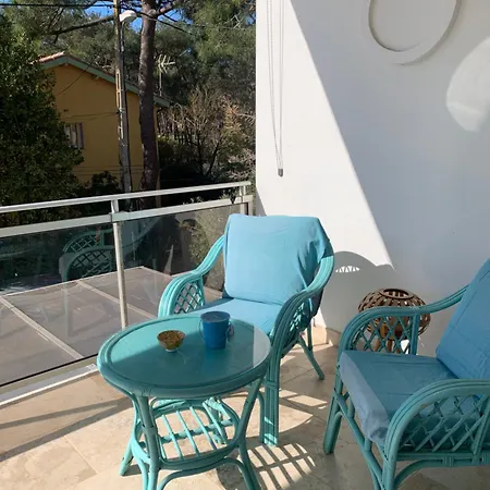 L'amiraute Apartment
